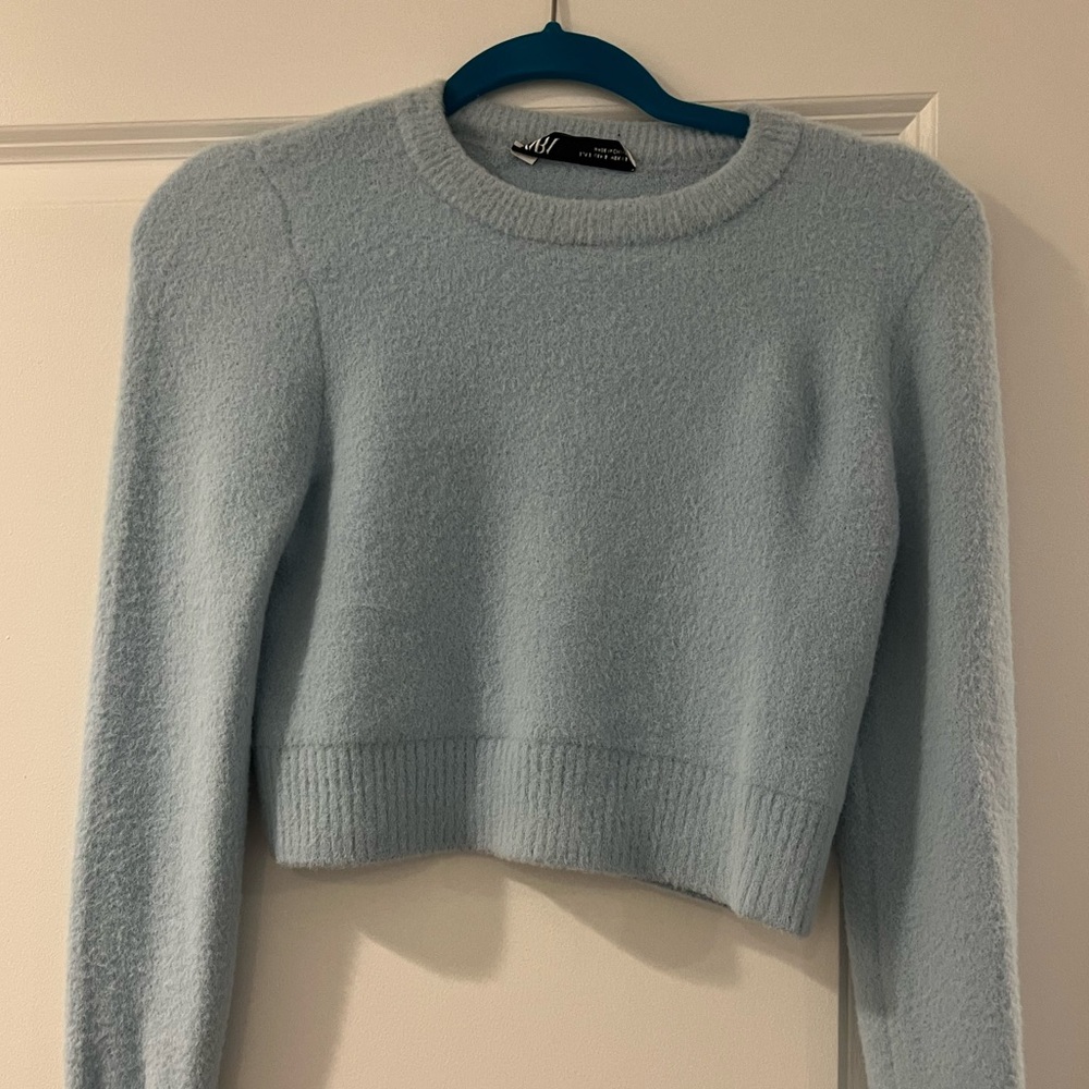 Zara cropped fuzzy sweater - S - blue